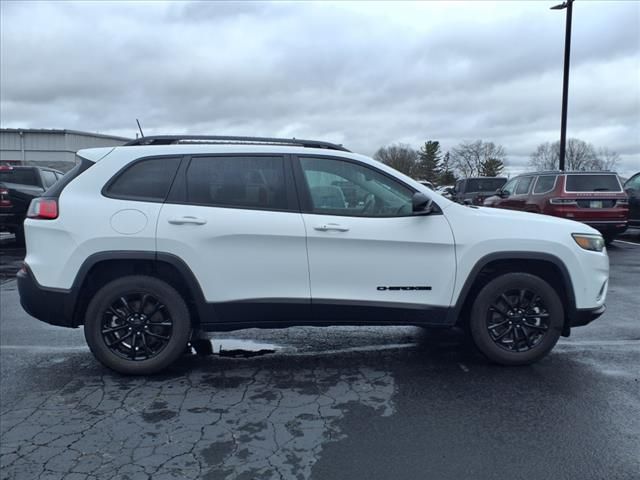 2023 Jeep Cherokee Altitude Lux