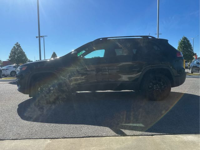 2023 Jeep Cherokee Altitude Lux