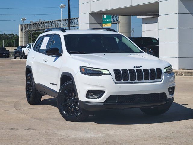 2023 Jeep Cherokee Altitude Lux