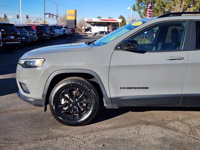 2023 Jeep Cherokee Altitude Lux