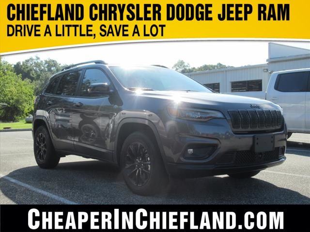 2023 Jeep Cherokee Altitude Lux