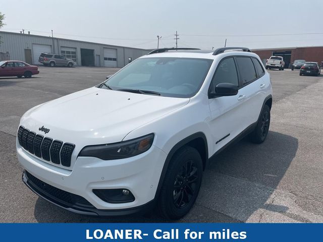 2023 Jeep Cherokee Altitude Lux