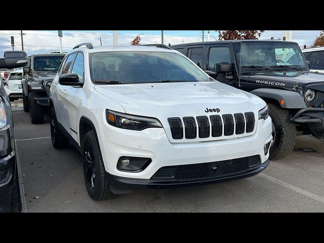 2023 Jeep Cherokee Altitude Lux