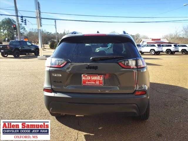 2023 Jeep Cherokee Altitude Lux