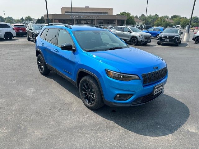 2023 Jeep Cherokee Altitude Lux