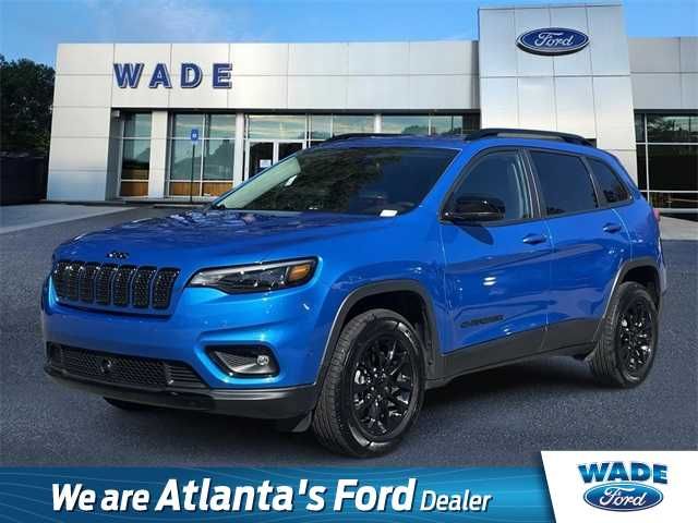 2023 Jeep Cherokee Altitude Lux