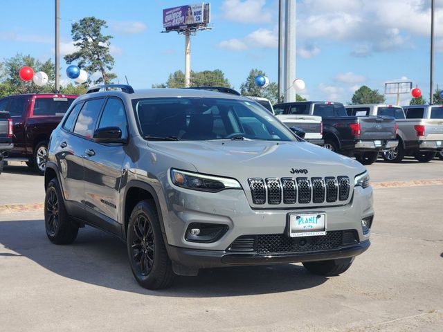 2023 Jeep Cherokee Altitude Lux