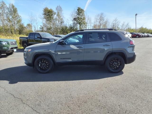 2023 Jeep Cherokee Altitude Lux