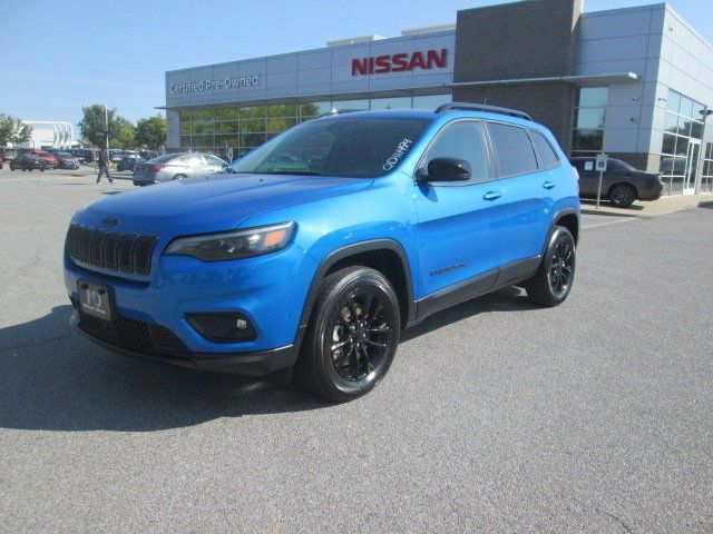 2023 Jeep Cherokee Altitude Lux