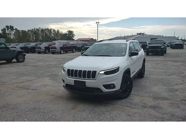 2023 Jeep Cherokee Altitude Lux