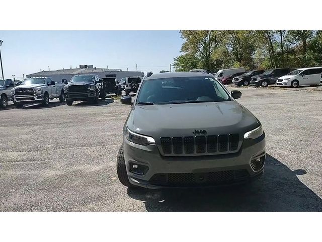 2023 Jeep Cherokee Altitude Lux