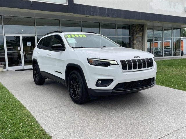 2023 Jeep Cherokee Altitude Lux