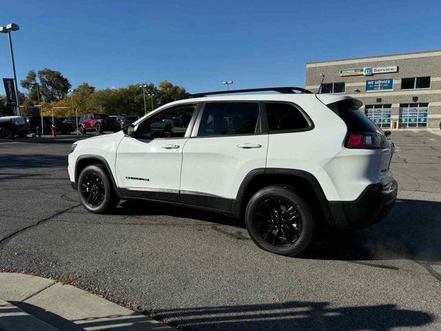 2023 Jeep Cherokee Altitude Lux