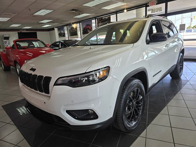 2023 Jeep Cherokee Altitude Lux