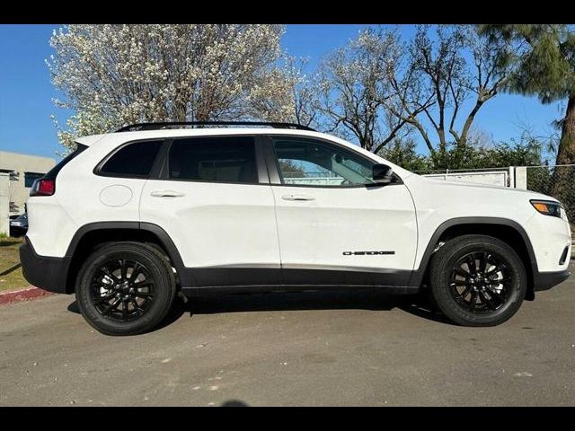 2023 Jeep Cherokee Altitude Lux