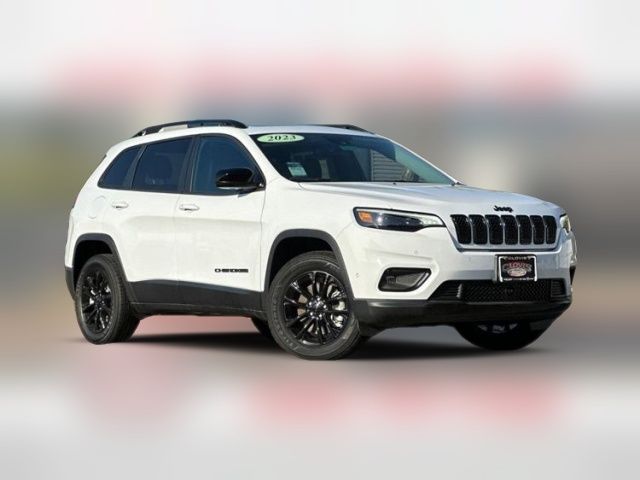 2023 Jeep Cherokee Altitude Lux