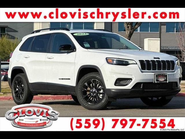 2023 Jeep Cherokee Altitude Lux