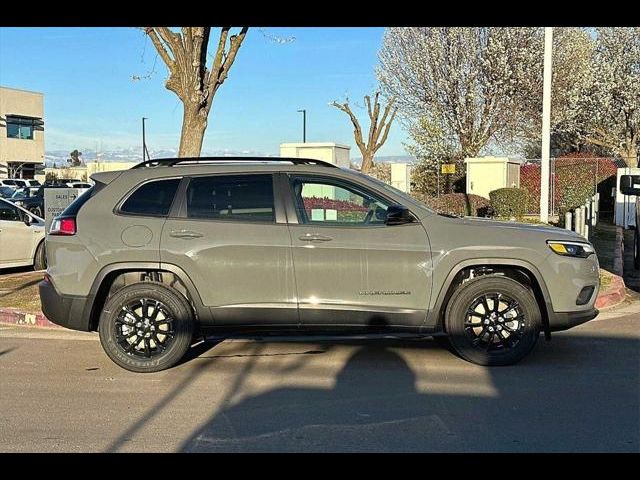 2023 Jeep Cherokee Altitude Lux