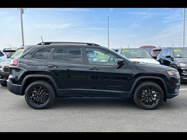 2023 Jeep Cherokee Altitude Lux