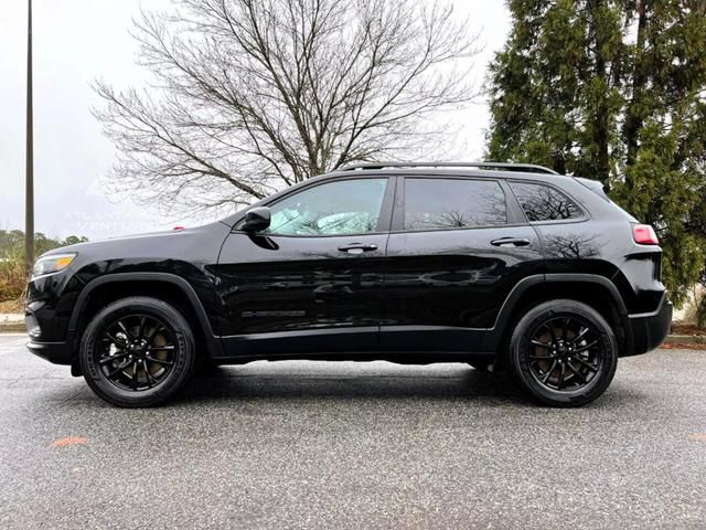 2023 Jeep Cherokee Altitude Lux