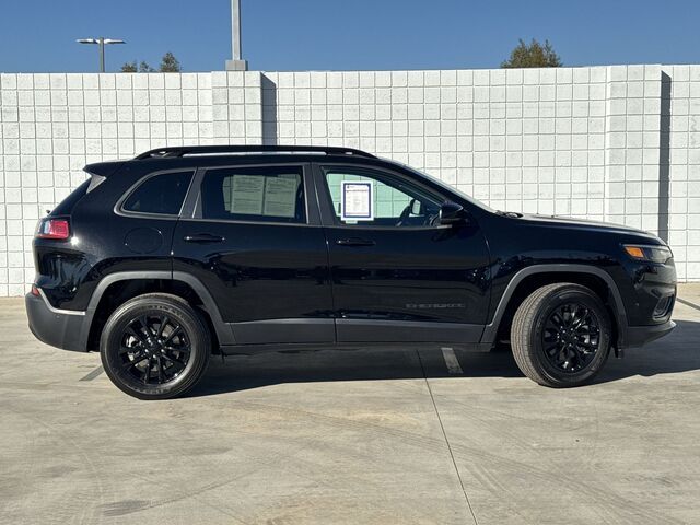 2023 Jeep Cherokee Altitude Lux