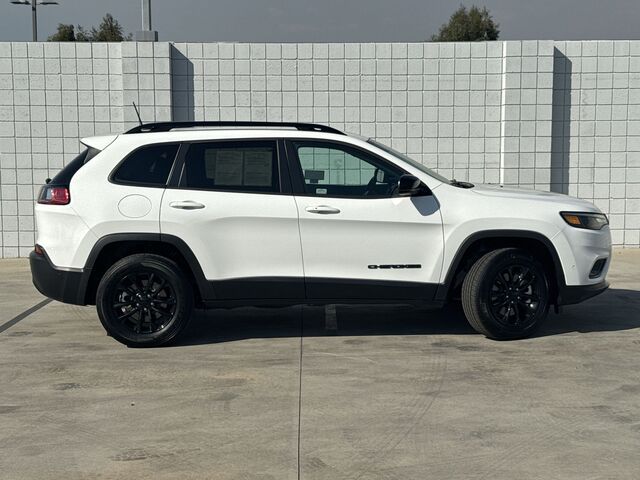 2023 Jeep Cherokee Altitude Lux