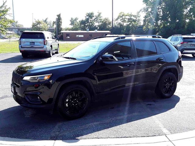 2023 Jeep Cherokee Altitude Lux