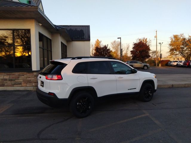 2023 Jeep Cherokee Altitude Lux