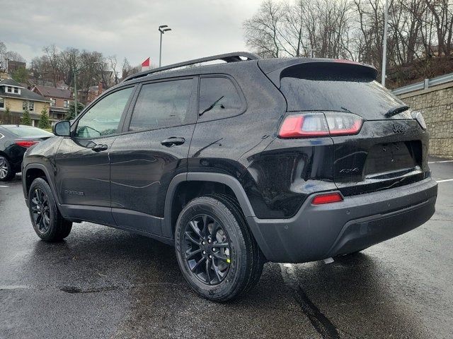 2023 Jeep Cherokee Altitude Lux