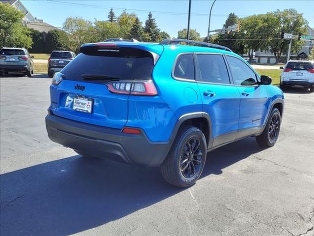 2023 Jeep Cherokee Altitude Lux