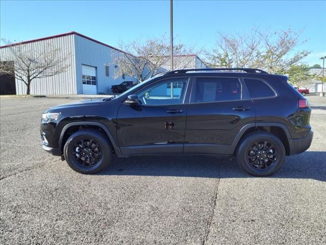 2023 Jeep Cherokee Altitude Lux