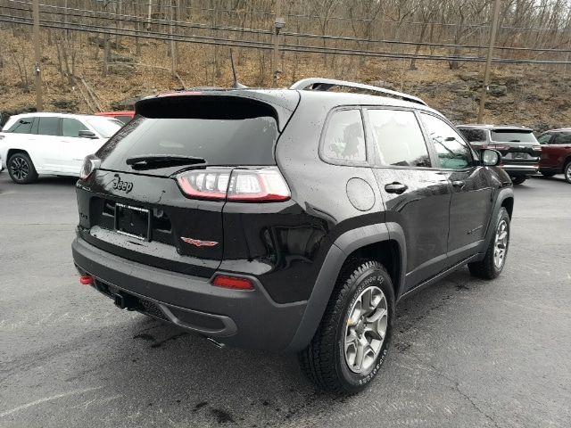 2023 Jeep Cherokee Trailhawk