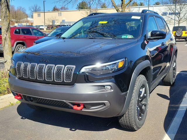 2023 Jeep Cherokee Trailhawk