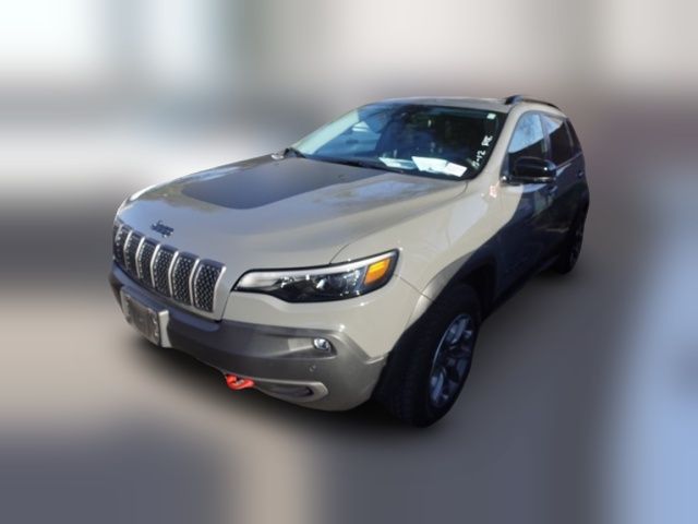 2023 Jeep Cherokee Trailhawk