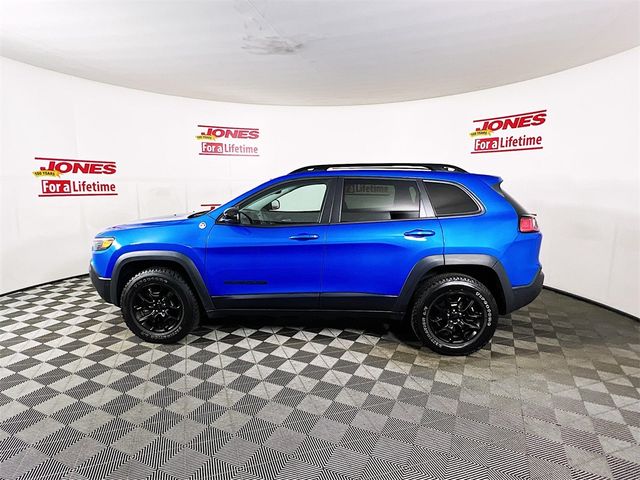 2023 Jeep Cherokee Trailhawk