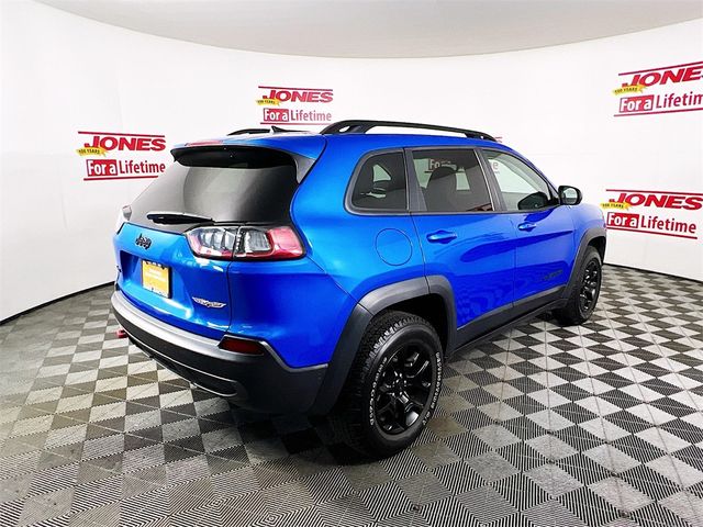 2023 Jeep Cherokee Trailhawk