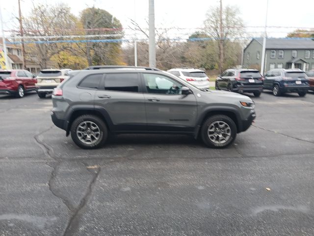 2023 Jeep Cherokee Trailhawk