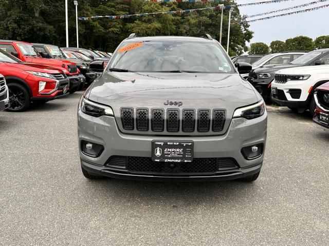 2023 Jeep Cherokee Altitude Lux