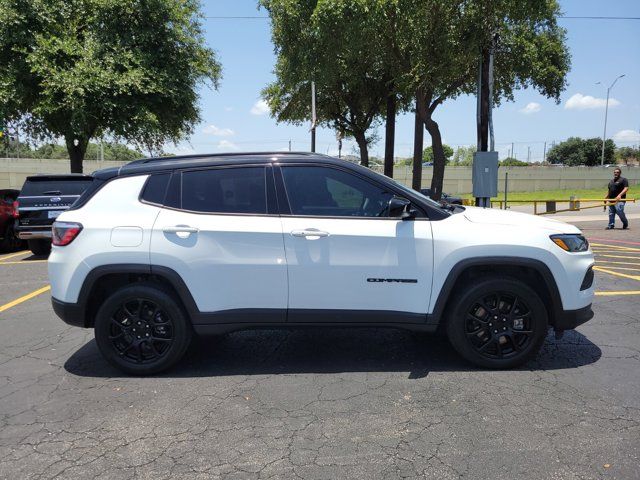 2023 Jeep Compass Altitude