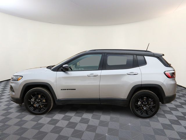 2023 Jeep Compass Altitude