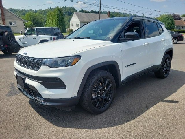 2023 Jeep Compass Altitude