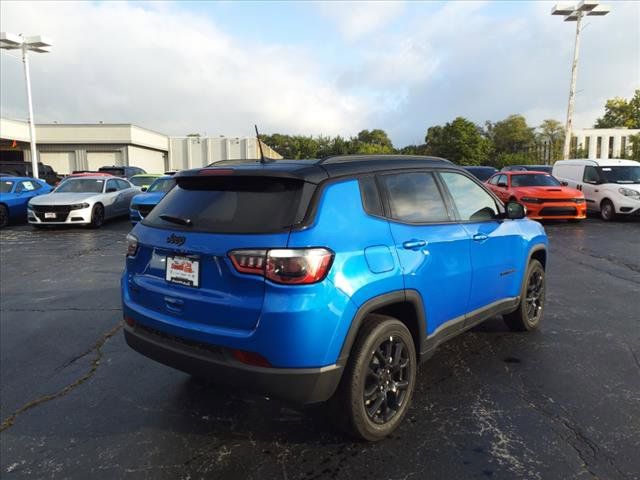 2023 Jeep Compass Altitude