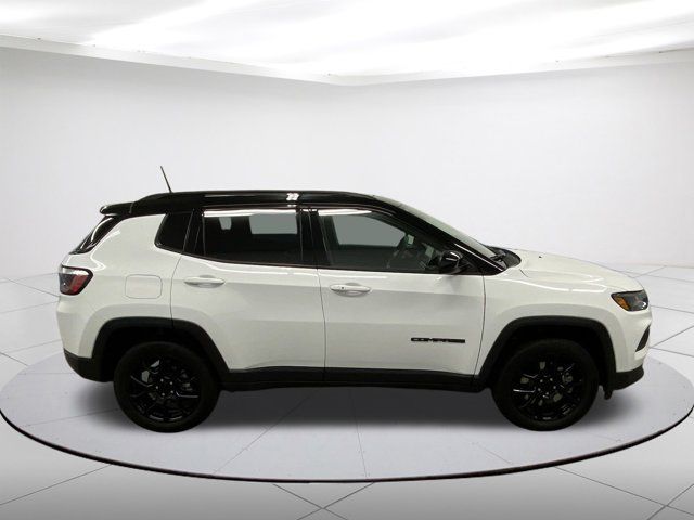 2023 Jeep Compass Altitude