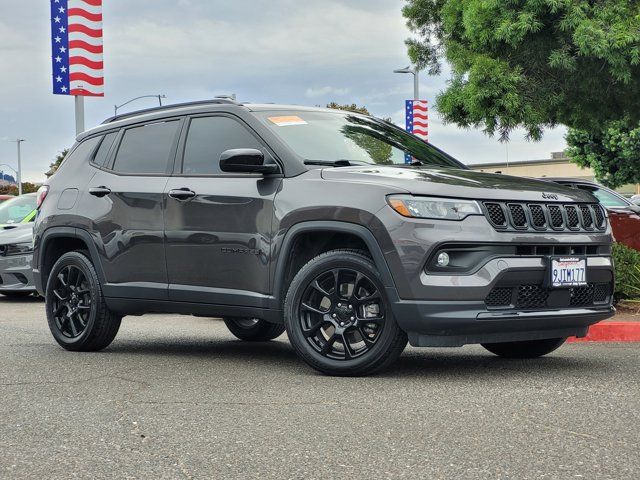 2023 Jeep Compass Altitude