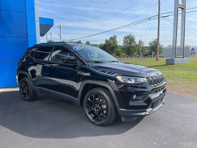 2023 Jeep Compass Altitude