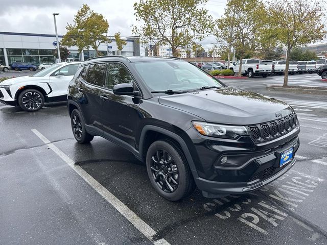 2023 Jeep Compass Altitude