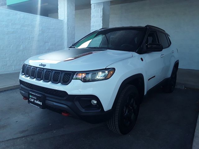 2023 Jeep Compass Trailhawk