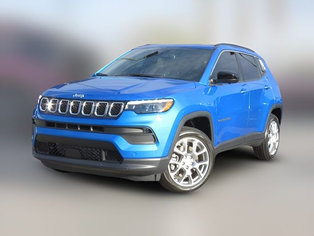 2023 Jeep Compass Latitude Lux