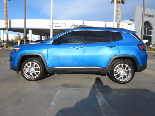 2023 Jeep Compass Latitude Lux