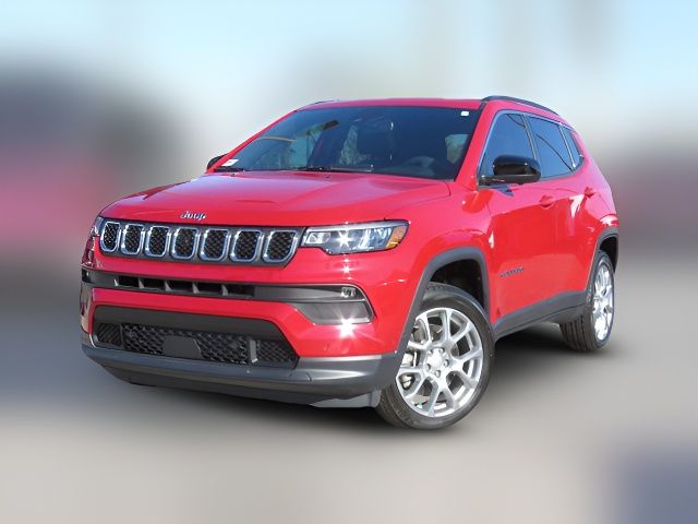 2023 Jeep Compass Latitude Lux